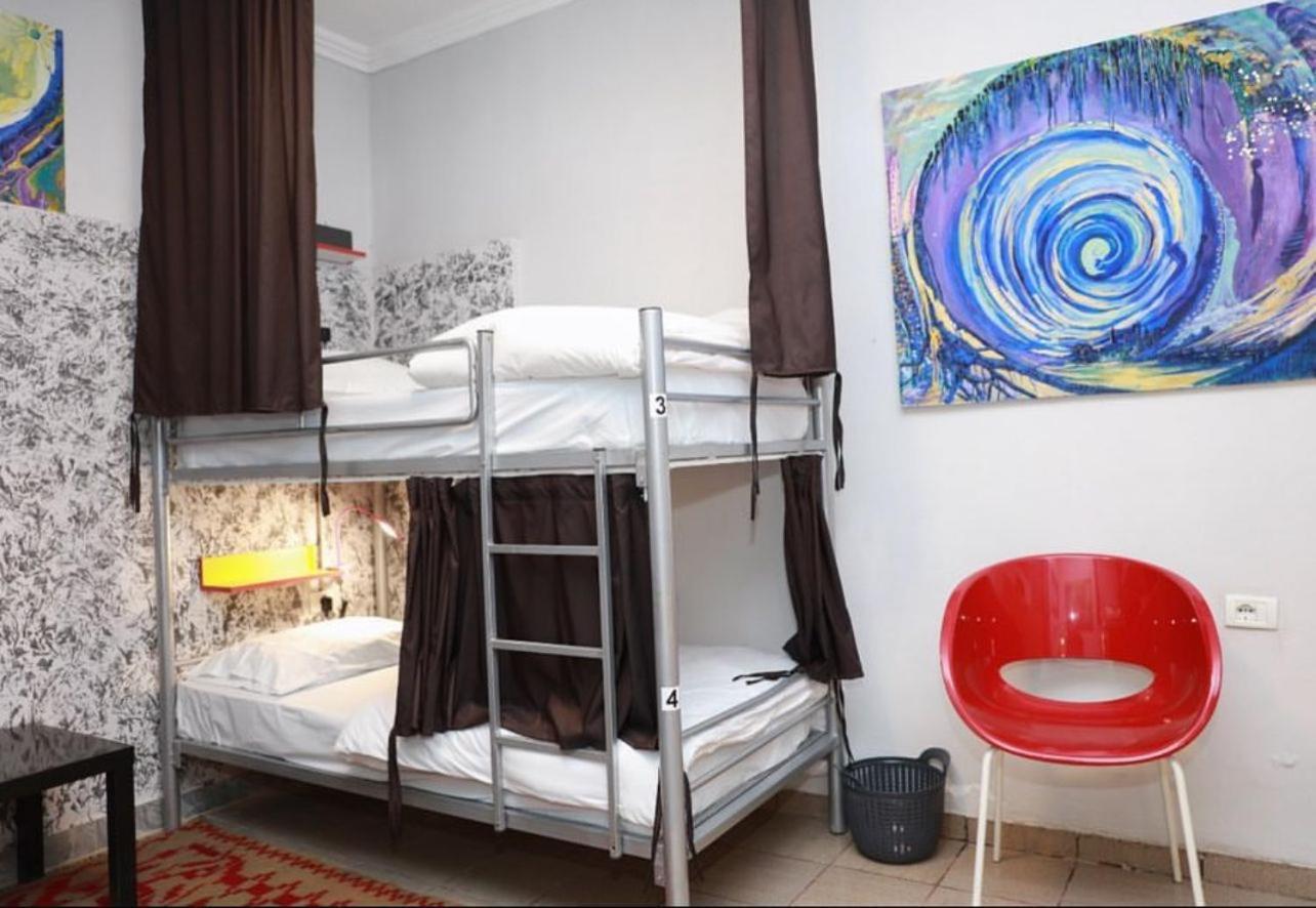 Hoja Hostel Tiranë Luaran gambar